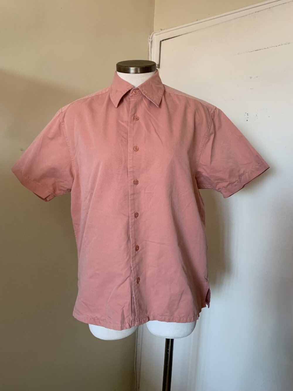 WILKE RODRIGEZ PINK MENS BUTTON DOWN SHIRT SHORT SLEEVE SIZE S COTTON POLYESTER